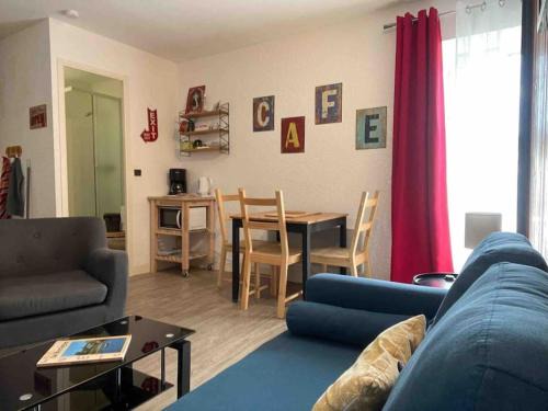 Dol-de-Bretagne Apartment | Central Studio in Dol de Bretagne - Family-Friendly Stay