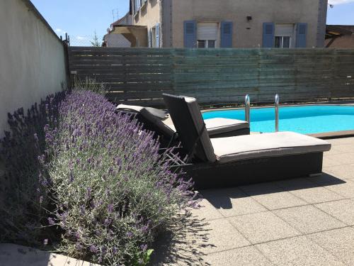 Selestat Apartment | Seaside Retreat at Le Studio Selestadien - Pet Friendly & Pool