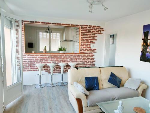 Semeac Apartment | Family-Friendly Getaway at Le T2 de Julien