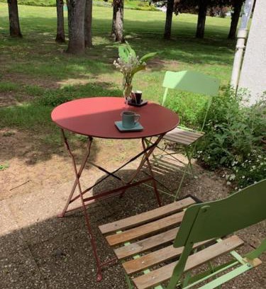 Chasseneuil-du-Poitou Apartment | Explore le Terracotta: Family-Friendly Studio Near Futuroscope