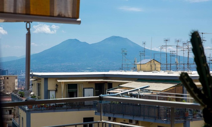 Materdei House | Discover Le Terrazze del Sole: Family-Friendly Retreat