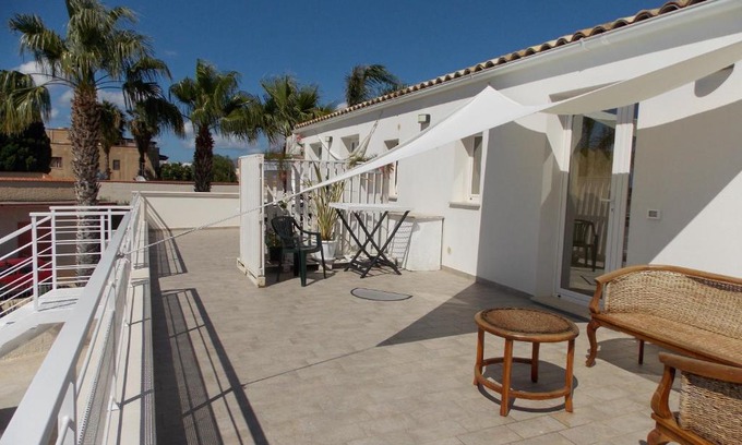 Trapani Apartment | Discover Le Terrazze sul Sale: Perfect for Families!