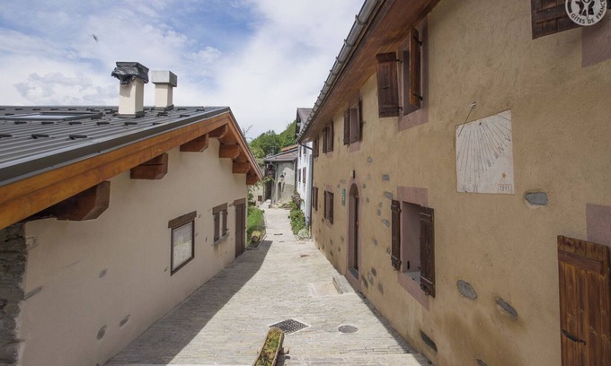 Saint-Michel-de-Maurienne House | Comfortable Stay at Le Thyl Dessus in Saint Michel de Maurienne