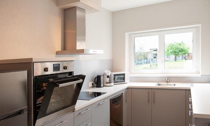 Dimbsthal House | Discover LE TOMIGITE: Family-Friendly Retreat with Top Ratings