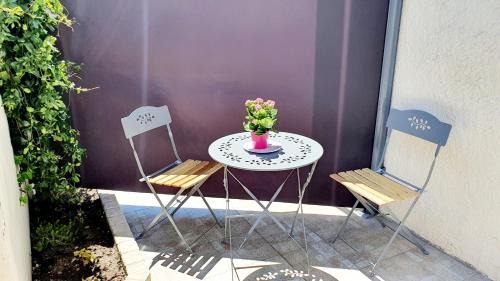 Fleury-les-Aubrais Apartment | Pet-Friendly "LE TRAMWAY" Appartement near Gare des Aubrais