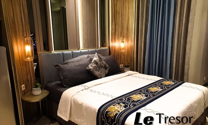Surabaya Apartment | Le Tresor Benson Apartment at Surabaya Pakuwon Mall Free Wifi WaterHeater Balcon