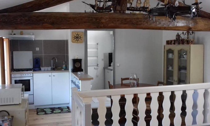 Thiers House | Discover Le Trois Mâts: Family-Friendly with Spa Retreat