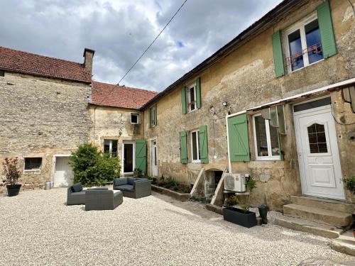 Buncey House | Family-Friendly Stays at Le Val Thibaud Hotel