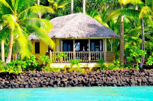 Cape Fatuosofia Resort | Relax at Le Vasa Resort: Beachfront Bliss Awaits You