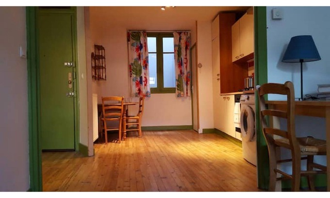 Le Puy-en-Velay Apartment | Cozy Le Vélo Rouge Apartment in Old Town with Lake View