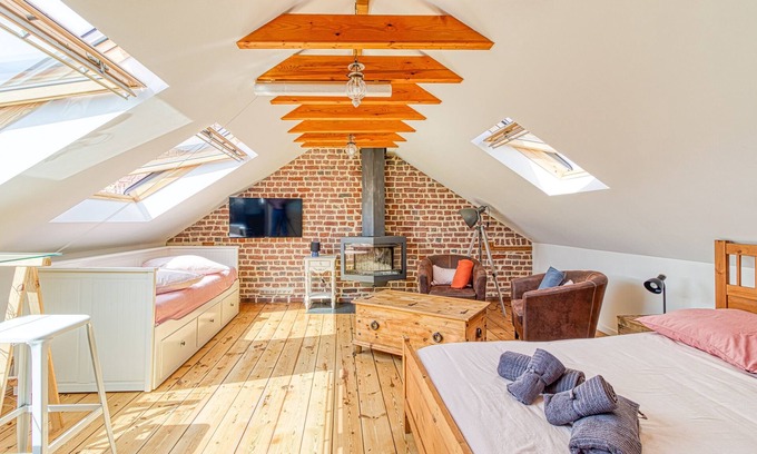 Gare Apartment | Discover Le Verlaine: Cozy Apartment, Ideal Location