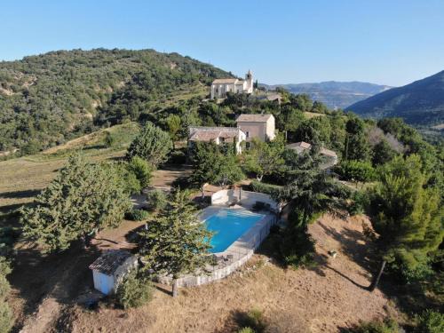 Aiglun House | Oceanfront Bliss at Le Vieil Aiglun - 10/10 Guest Rated