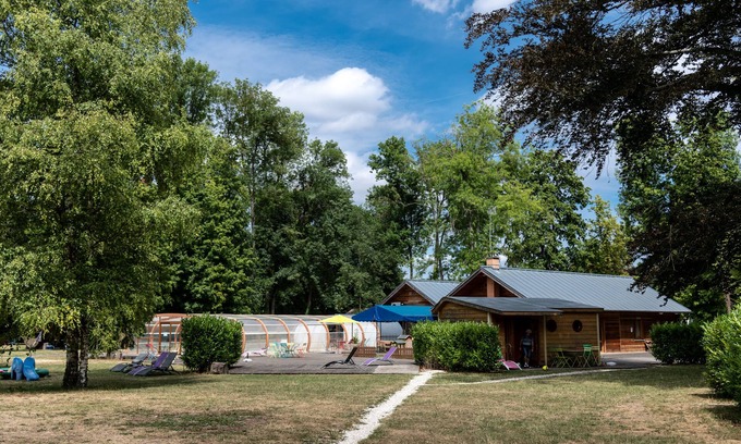 Bar-sur-Aube RV Rental | Discover Le Village de la Champagne with Ocean Views & Spa