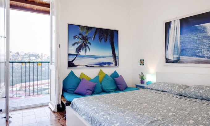 La Spezia Apartment | Serene Le Viole Matte: Family-Friendly Retreat with Sea View