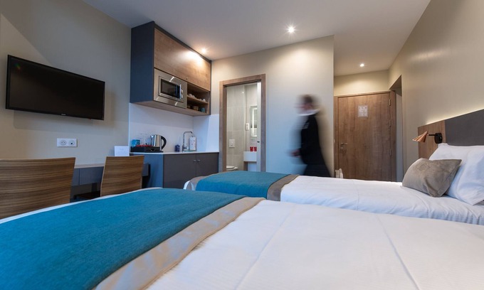 Saint-Honore - Jeanne d'Arc Hotel | Discover Le Vivier Côté Résidence: Family-Friendly Retreat
