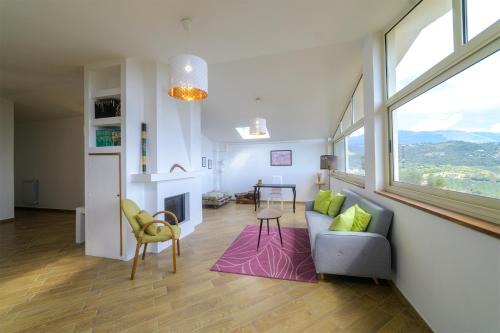 Vibonati Bed & Breakfast | Ocean View Getaway at Le Voyageur Cilento - Family Friendly