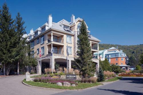Mont-Tremblant Pedestrian Village Hotel | Experience Comfort at Le Westin Tremblant - 4 Star Retreat