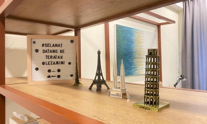 Kuantan Apartment | Inviting le Zamimi's Suite at Timurbay with Pool & Hot Tub