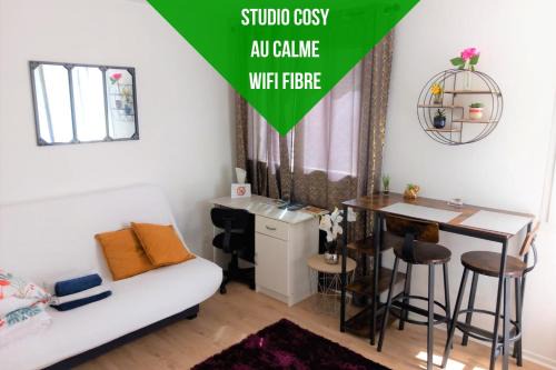 Tarbes Apartment | Discover Le Zen: Fully Equipped Studio in City Center