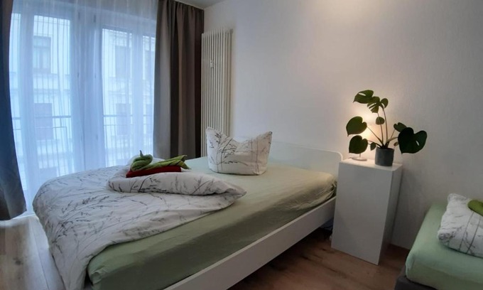Eutritzsch Apartment | Comfortable LEA Apartment Zentrum Nord for Family Stays