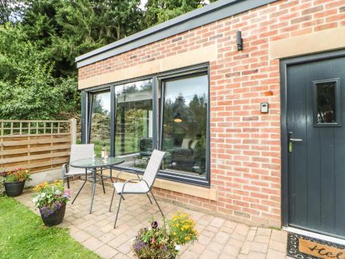 Bishop Auckland House | Pet-Friendly Stay at Leadmill Piggery - 4-Star Comfort Awaits