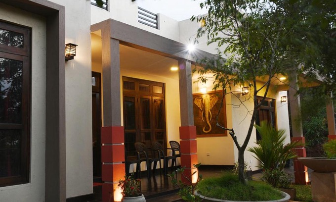 Anuradhapura Hotel | Family-Friendly Leaf Dew Resort with High Guest Ratings