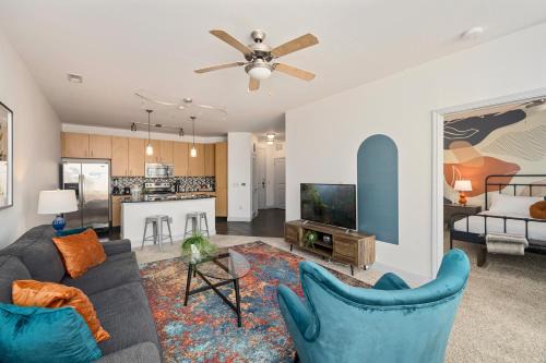 Charlotte Apartment | Cozy League Flats South End with Pool and Ocean Views