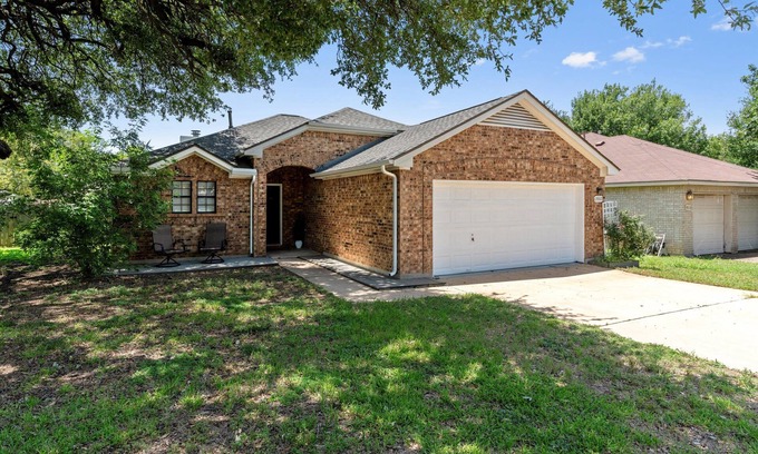Block House Creek House | Leander Home Away From Home