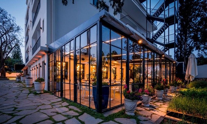 Gedera Hotel | Outstanding Lear Sense Hotel with Spa and Pool Amenities