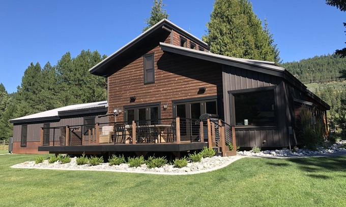 Leavenworth House | Perfect Leavenworth Escape: Minutes to Downtown & Pet-Friendly