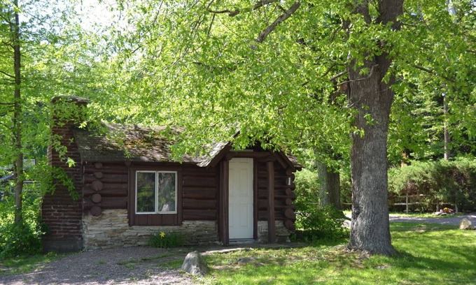 Markleysburg Cabin | Discover Cabin 1 in the Heart of the Laurel Highlands