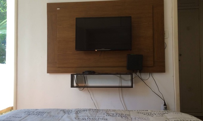 Leblon House | Leblon Entire Apartment: Prime Location with Spa & Breakfast