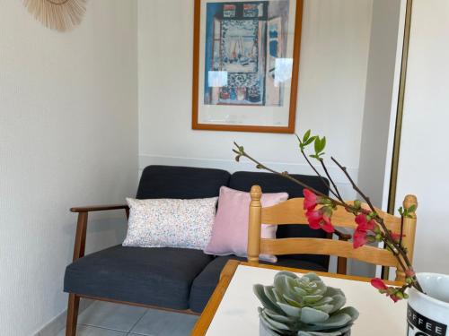 Saint-Lunaire Apartment | Lebraz 2: Family-Friendly Retreat with Pool & Hot Tub