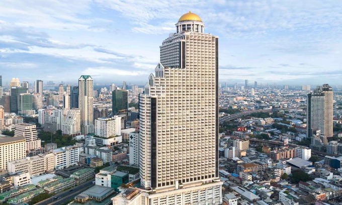 Bang Rak Hotel | Experience Unmatched Luxury at lebua at State Tower