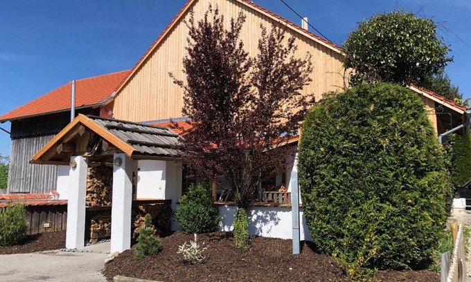 Prem Apartment | Pet-Friendly Getaway at Lechwiese - Rated 9.2 by Guests