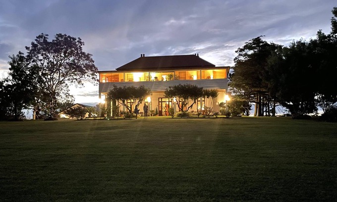 Leconfield Bed & Breakfast | Experience Heritage at Leconfield House in Pokolbin