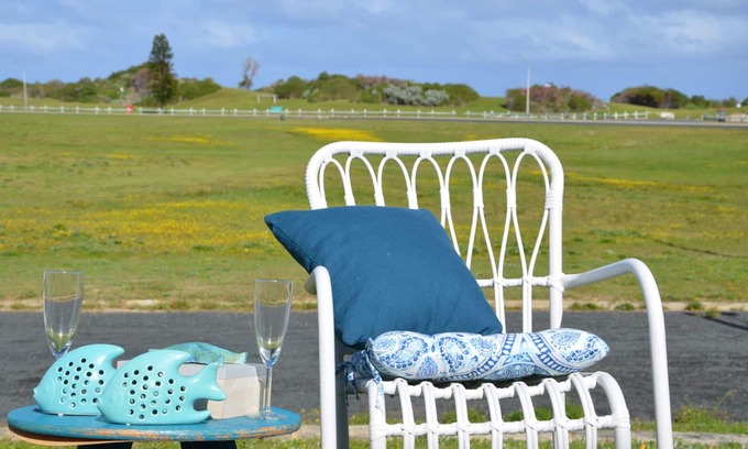 Ledge Point House | Family-Friendly Accommodation Steps from the Ocean