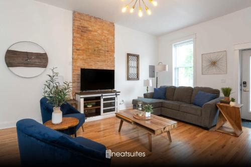 Covington House | Lee Street Retreat - Best of Covington