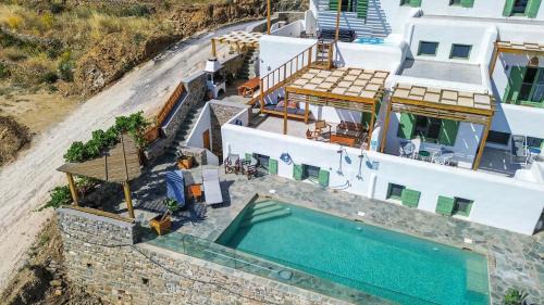 Lefkes Villa | Unforgettable Views and Poolside Relaxation in Lefkes