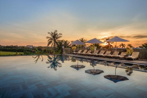 Cam Thanh Resort | Relax at Legacy Hoi An Resort with Ocean View & Spa