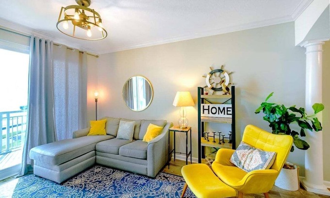 Gulfport Condo | Oceanfront Bliss at Legacy Towers II: 10/10 Guest Rated Retreat