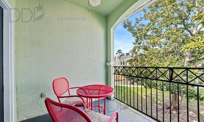 Gulfport Villa | Relaxing Legacy Villa 1506: Oceanfront Getaway for 6