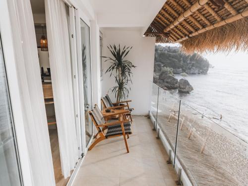Pecatu Resort | Beachfront Bliss at Legends Resort - Guest Rated 9.2/10