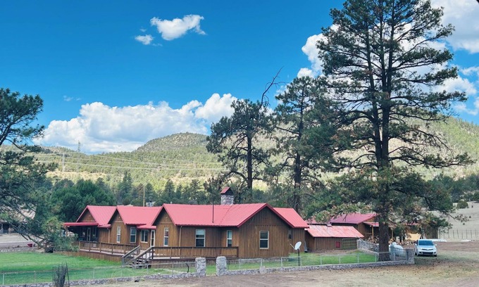 Reserve Cabin | Leggett Ranch Nature Lodge