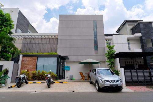 Bendungan Hilir Hotel | Budget-Friendly Stay at LeGreen Suite Semanggi for Families