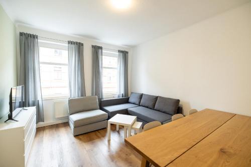 Bohlitz-Ehrenberg Apartment | Comfortable LeHaStays Apartment with 4 Single Beds in Leipzig