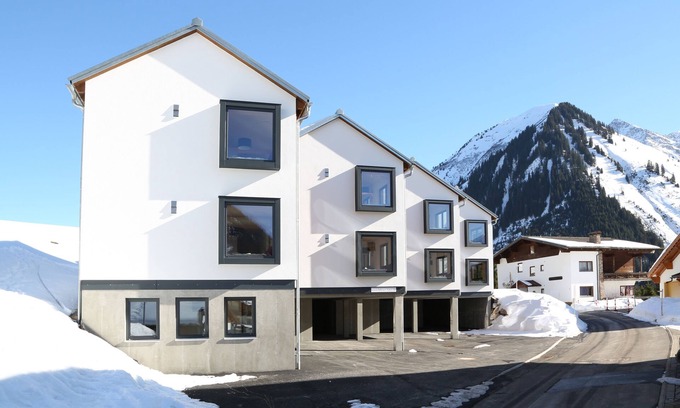 Berwang Apartment | Experience LEHNER Panorama Alpen Suite with Spa & Breakfast
