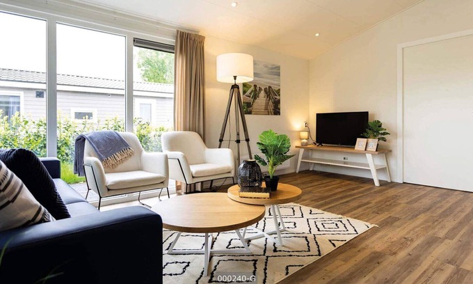 Cromvoirt Ski Chalet | Cozy Leijhoeve: Perfect Holiday Home Near Den Bosch