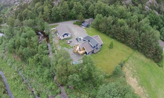 Flekkefjord Apartment | Leilighet toppetasje, Flekkefjord