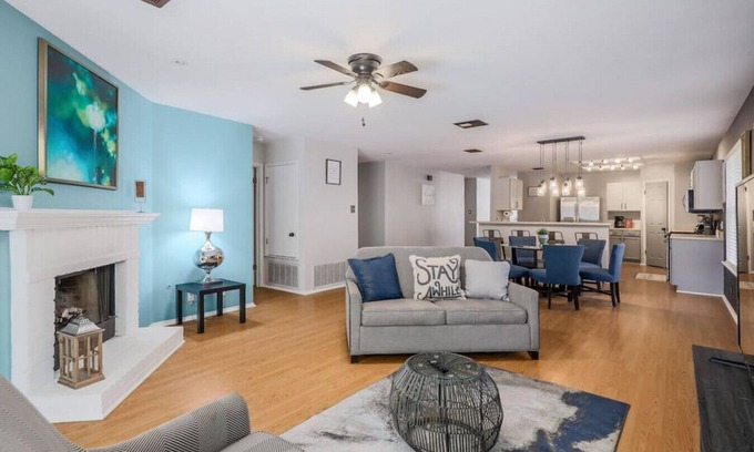 Leander House | Family-Friendly Leander Home with Kitchen and Breakfast